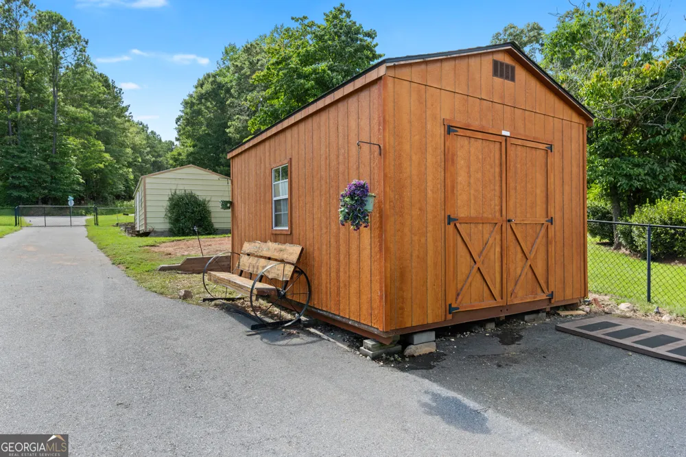 276 Roberts Point RD Jackson, GA 30233