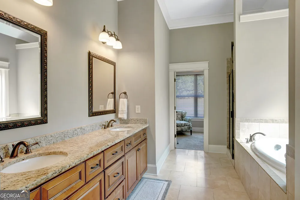 137 Kenmare ROW Tyrone, GA 30290