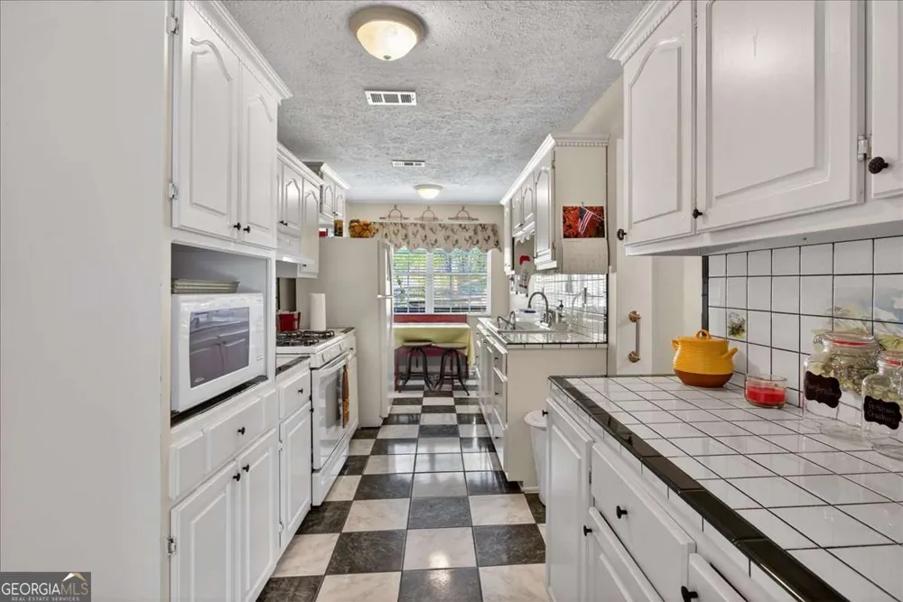 7433 Nicklesville RD NE Ranger, GA 30734