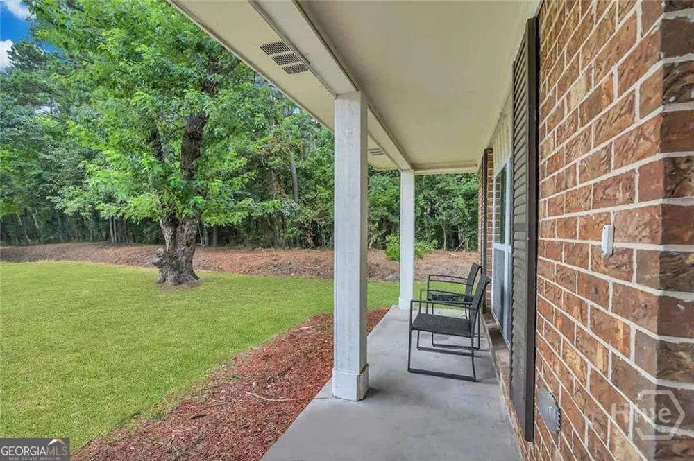302 Manden RD Pooler, GA 31322