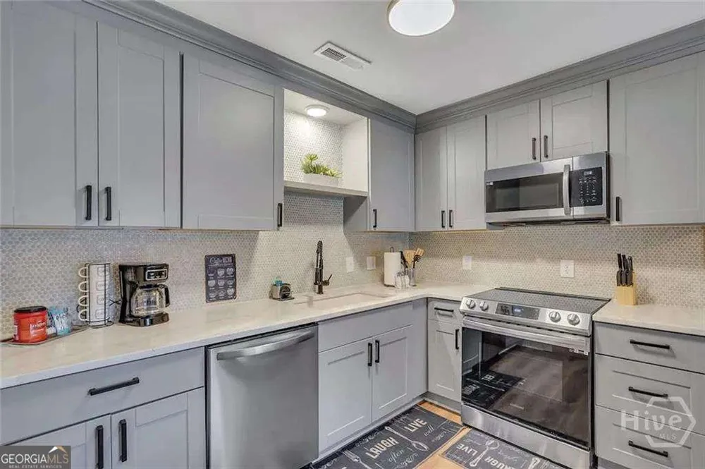 302 Manden RD Pooler, GA 31322