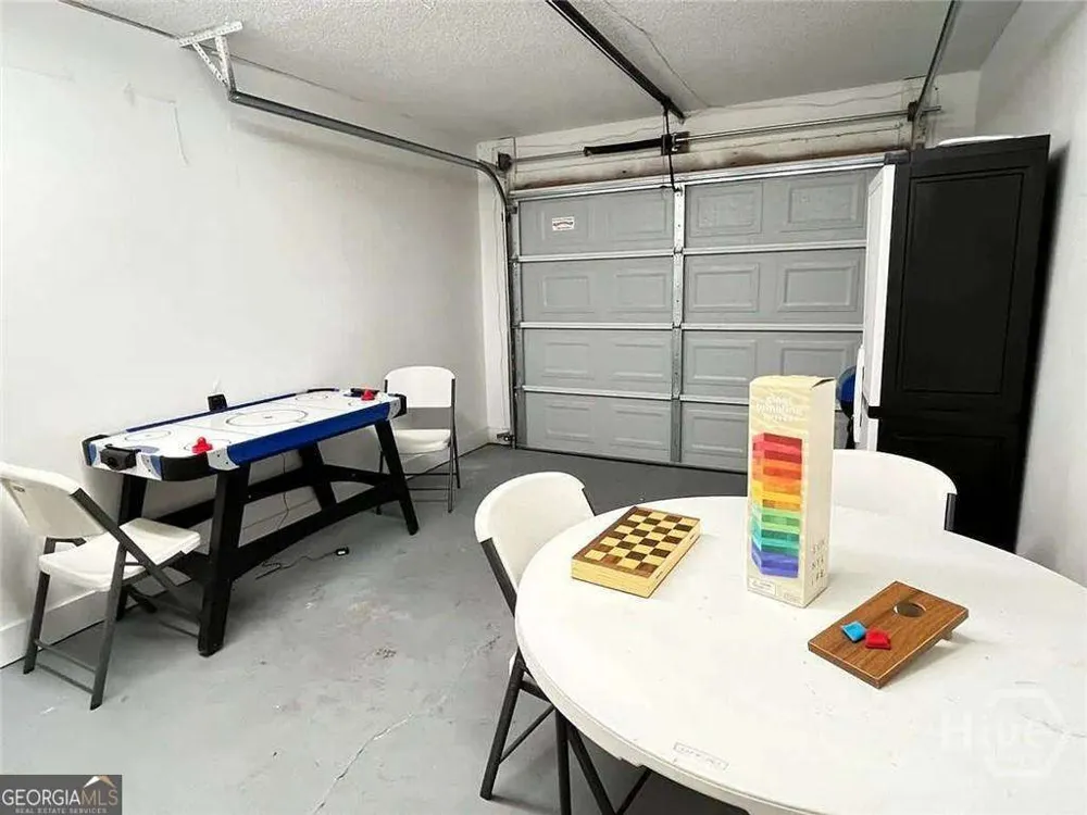 302 Manden RD Pooler, GA 31322