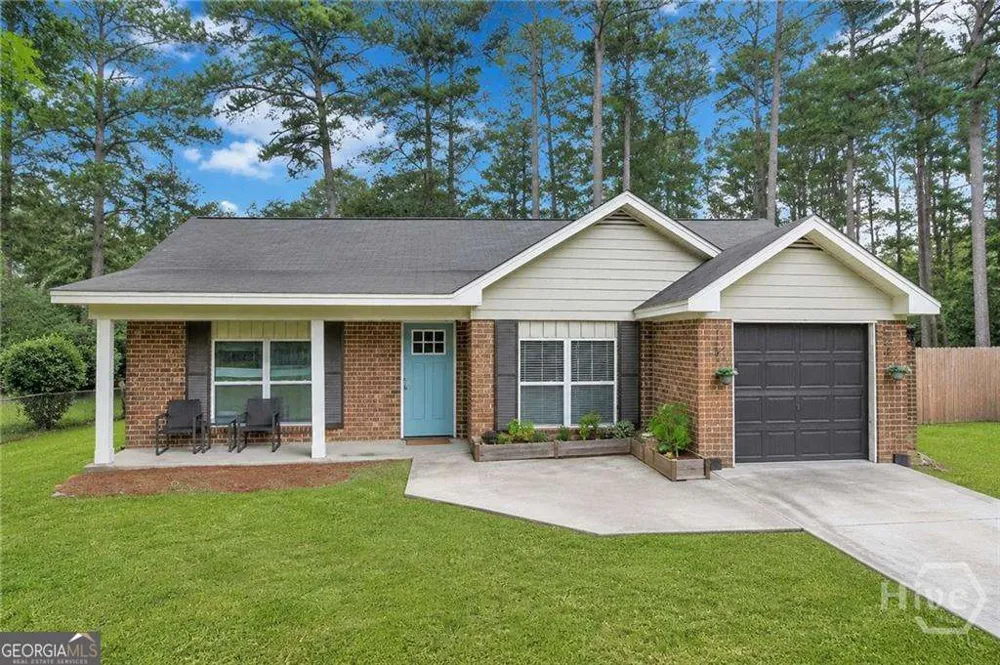 302 Manden RD Pooler, GA 31322