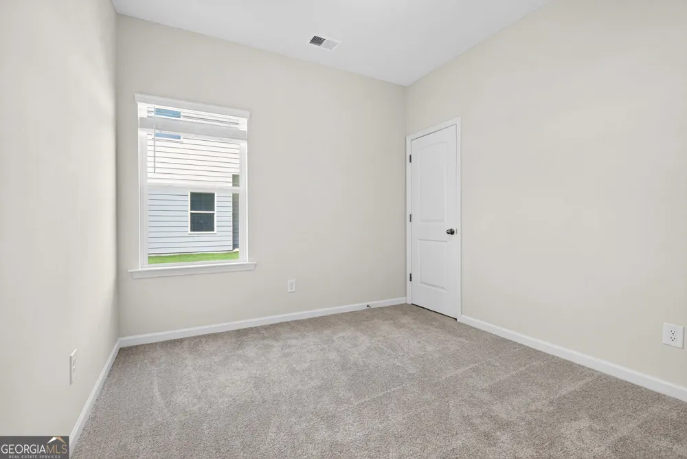461 Fair Oak LN Calhoun, GA 30701