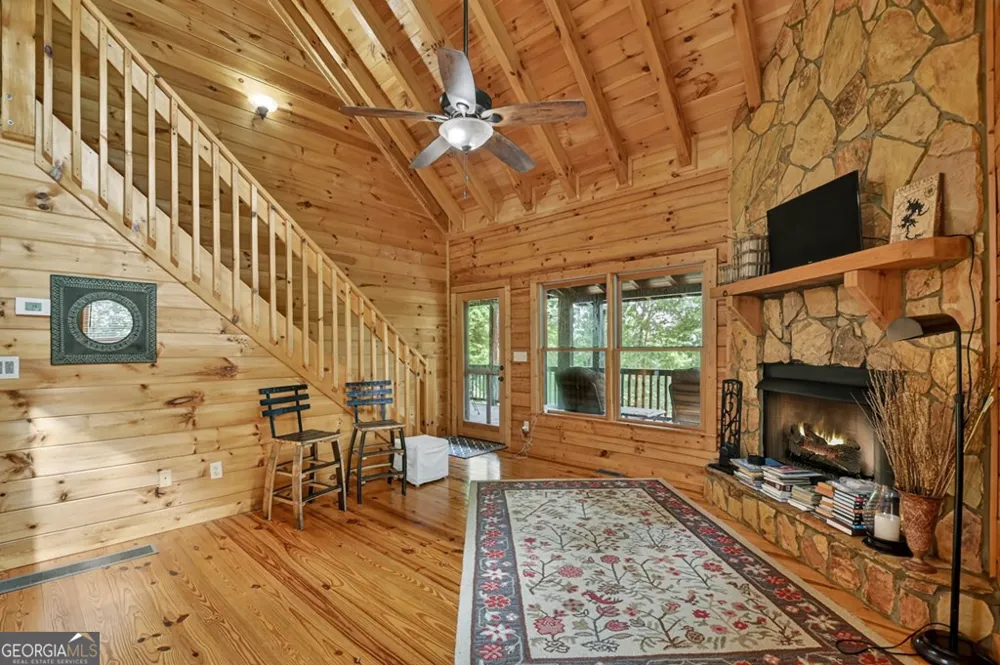782 Scenic Mountain View RD Blue Ridge, GA 30513