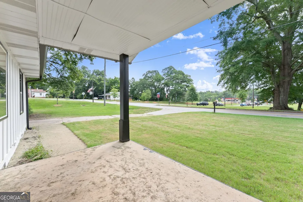 5702 Church ST Flowery Branch, GA 30542