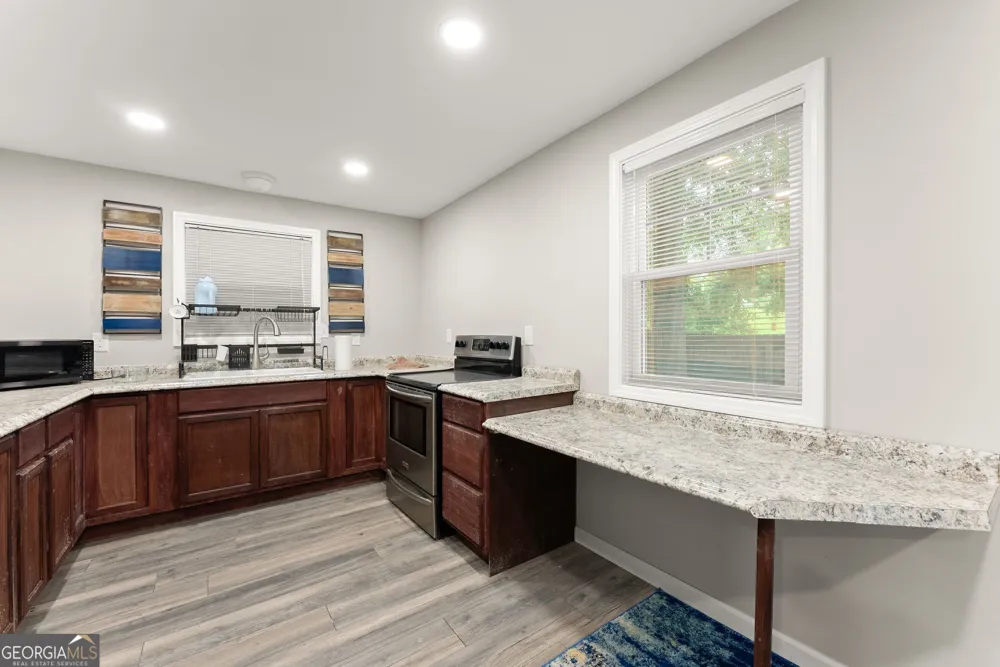 5702 Church ST Flowery Branch, GA 30542