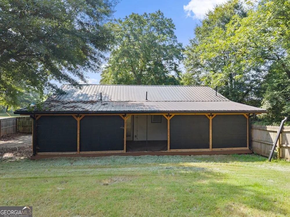 5702 Church ST Flowery Branch, GA 30542