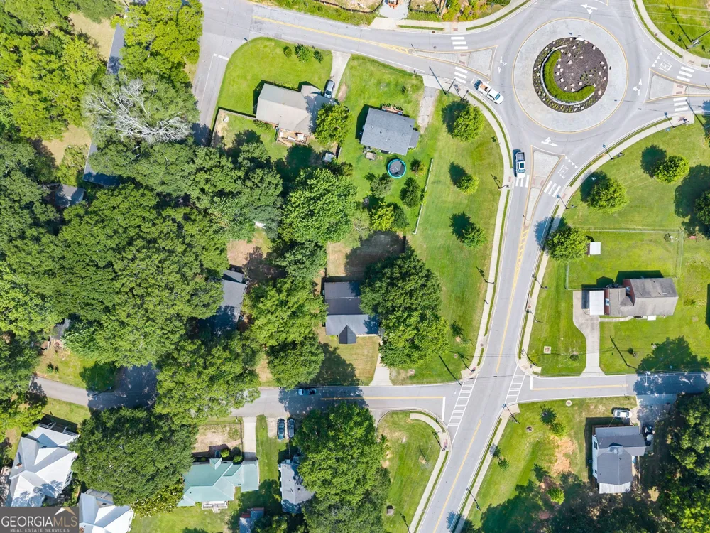 5702 Church ST Flowery Branch, GA 30542