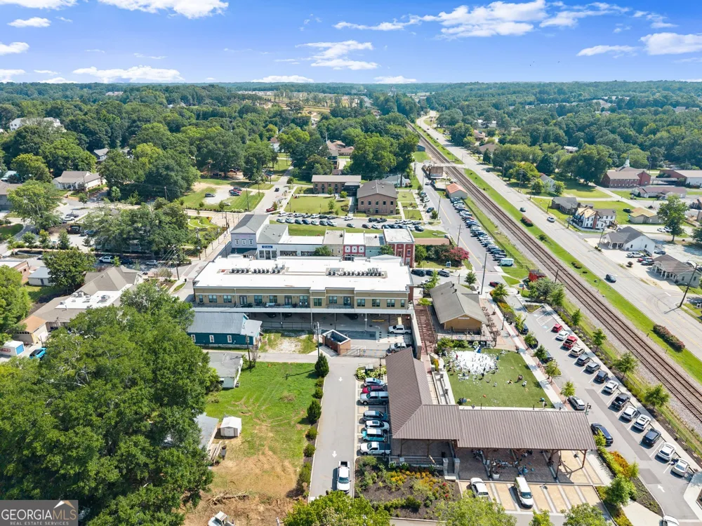 5702 Church ST Flowery Branch, GA 30542