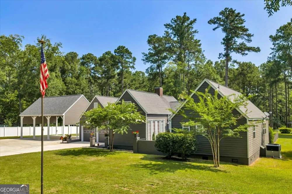105 N N Valhalla Way Cordele, GA 31015