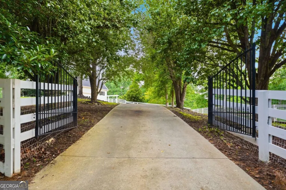 156 Lula Payne TRL Ball Ground, GA 30107