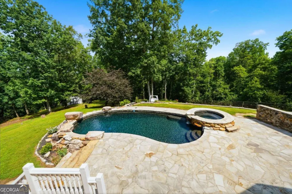 156 Lula Payne TRL Ball Ground, GA 30107