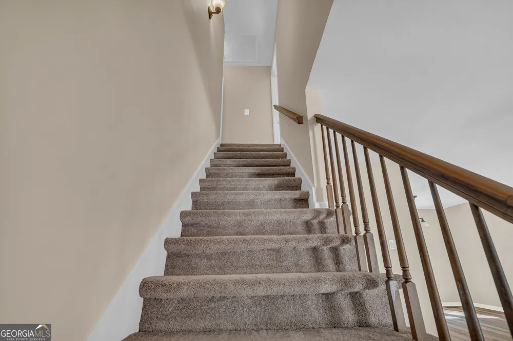 694 Lovers LN Toccoa, GA 30577