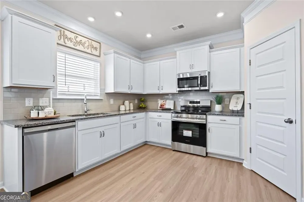 100 Sylvie DR Cartersville, GA 30120