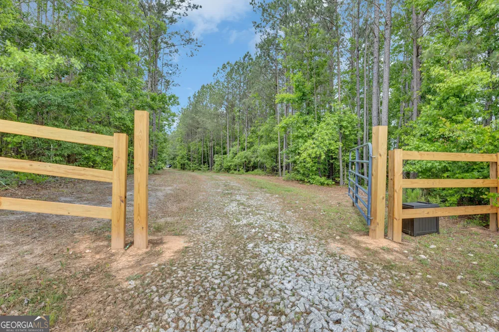 1711 Sibley School RD Greensboro, GA 30642
