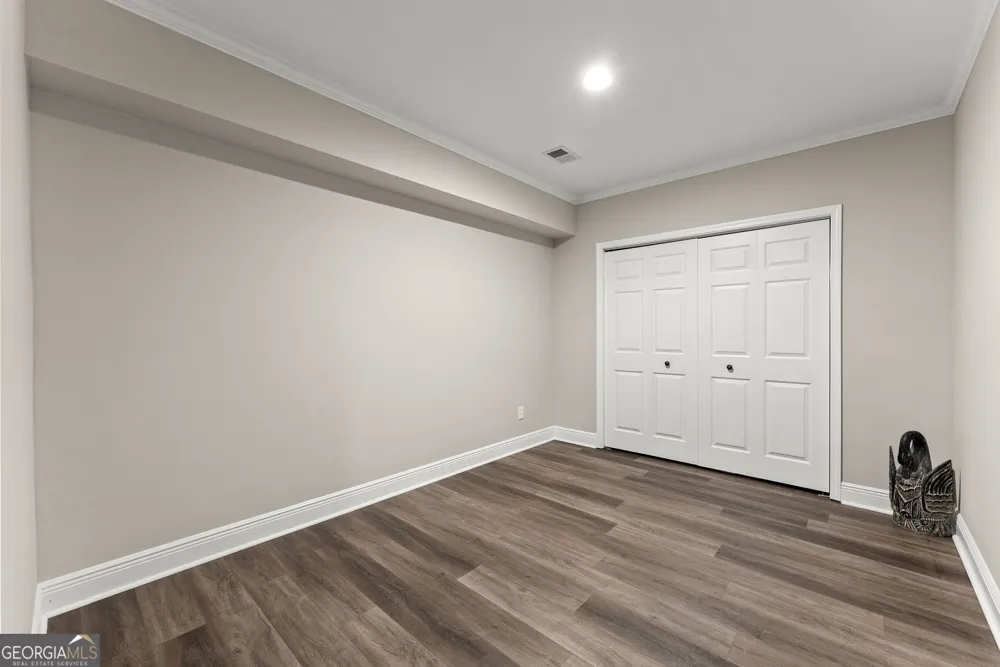 136 Riverview DR Suwanee, GA 30024