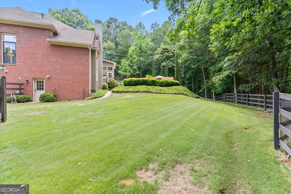 136 Riverview DR Suwanee, GA 30024