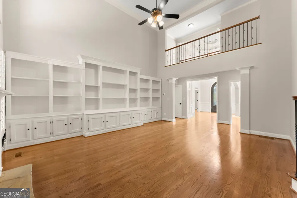 136 Riverview DR Suwanee, GA 30024
