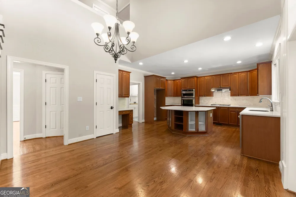 136 Riverview DR Suwanee, GA 30024