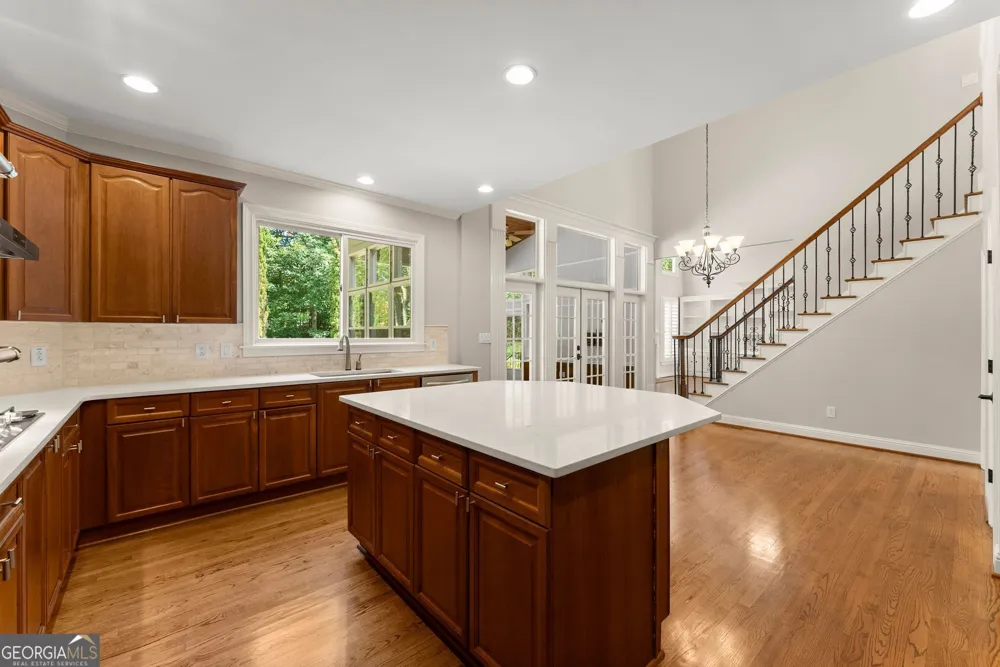 136 Riverview DR Suwanee, GA 30024