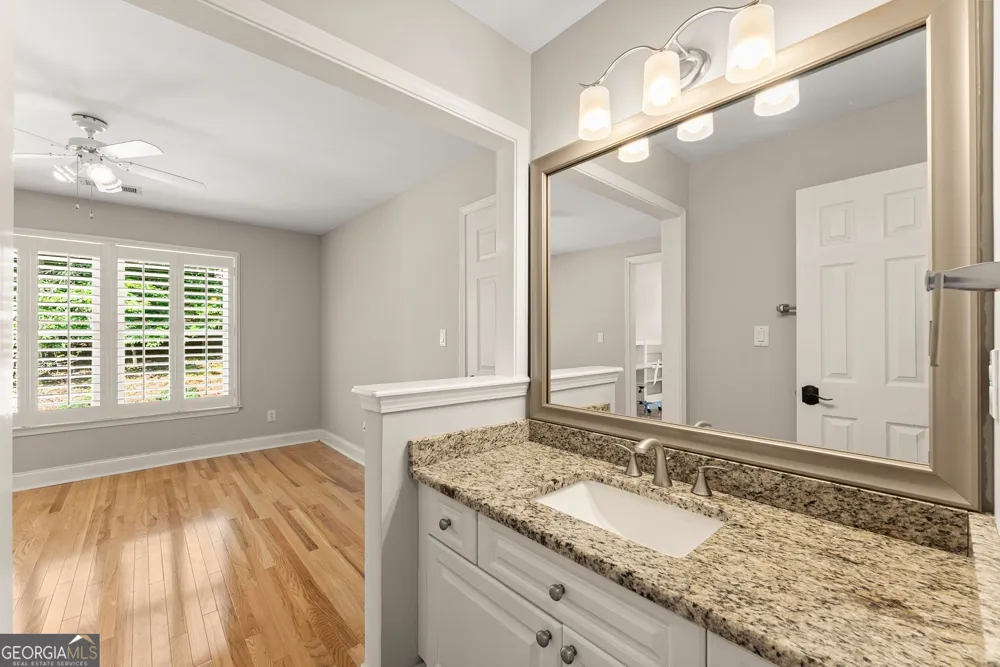 136 Riverview DR Suwanee, GA 30024
