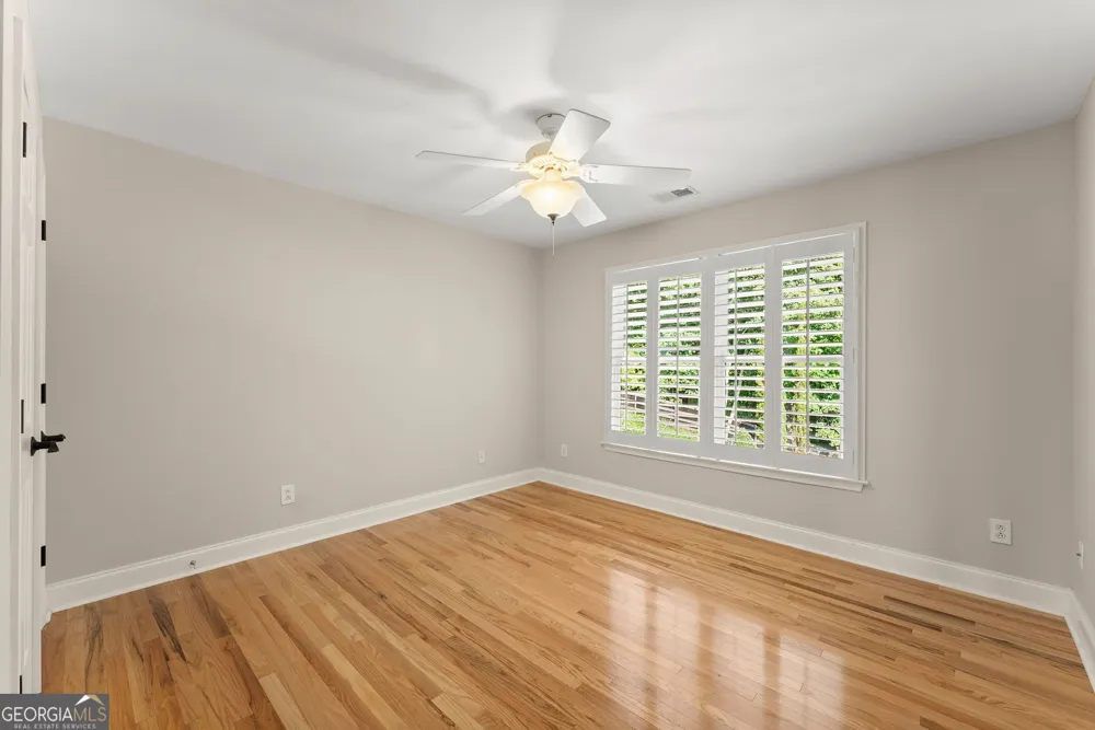 136 Riverview DR Suwanee, GA 30024