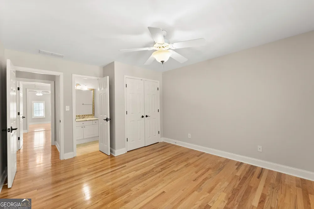 136 Riverview DR Suwanee, GA 30024