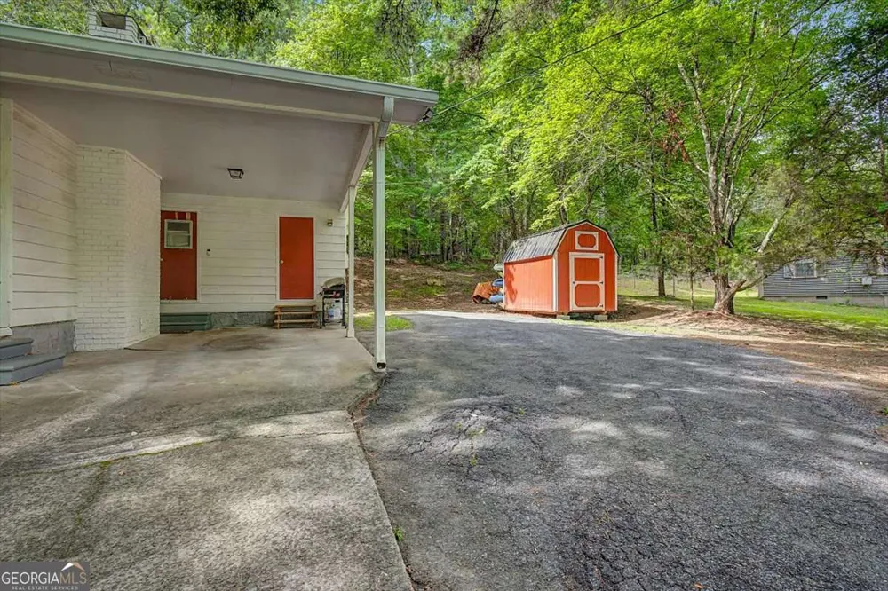 147 Reynolds Bridge RD Kingston, GA 30145