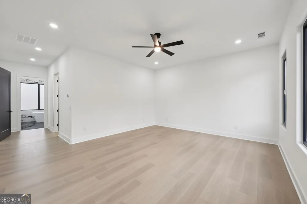 21 Rocky Ridge WAY Auburn, GA 30011