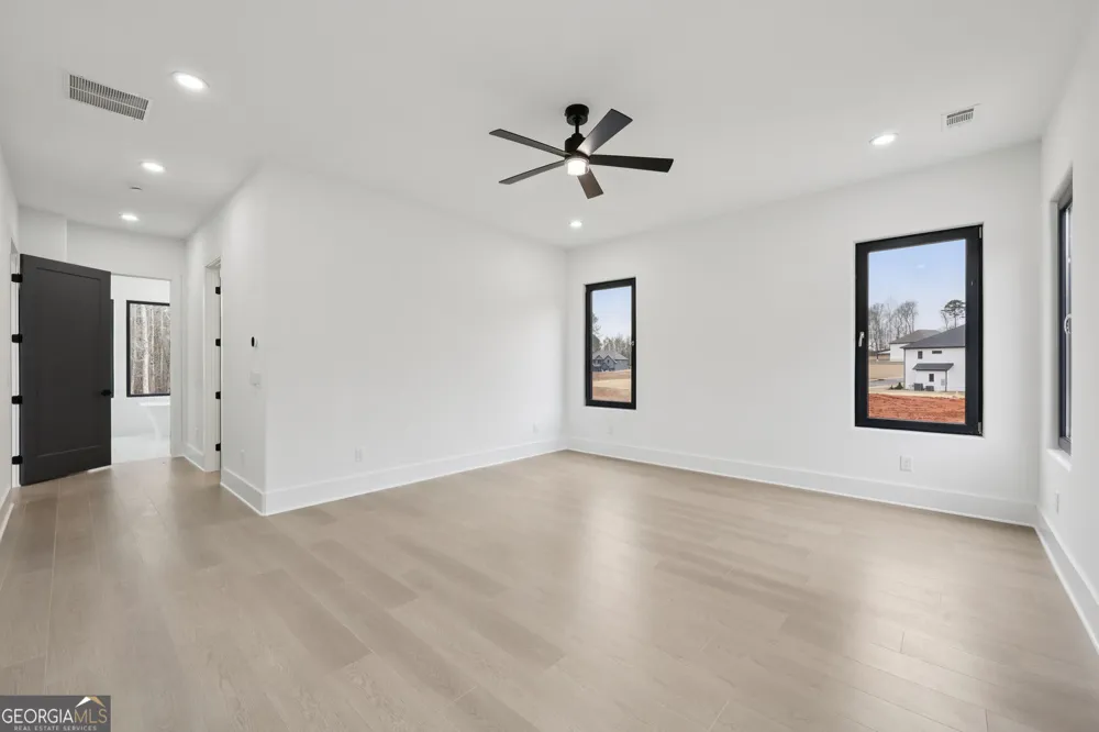 21 Rocky Ridge WAY Auburn, GA 30011