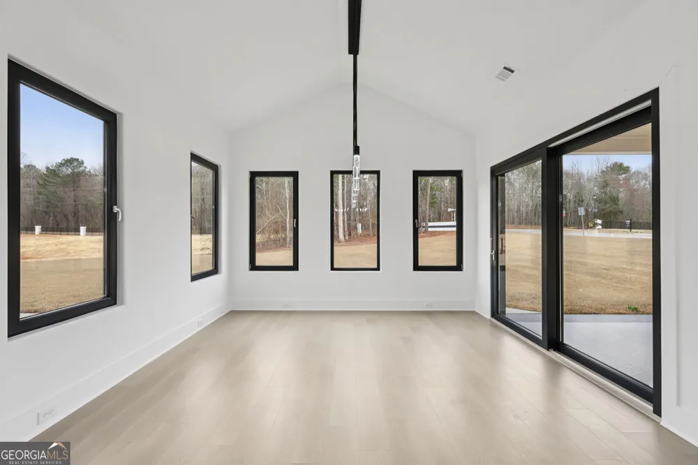 21 Rocky Ridge WAY Auburn, GA 30011