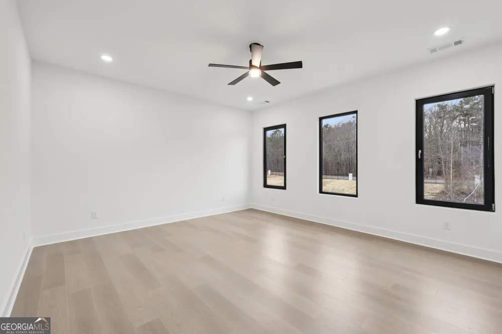 21 Rocky Ridge WAY Auburn, GA 30011