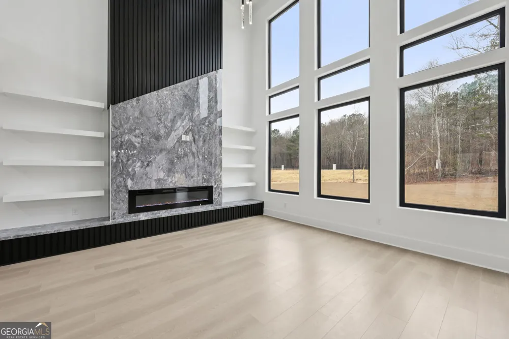 21 Rocky Ridge WAY Auburn, GA 30011
