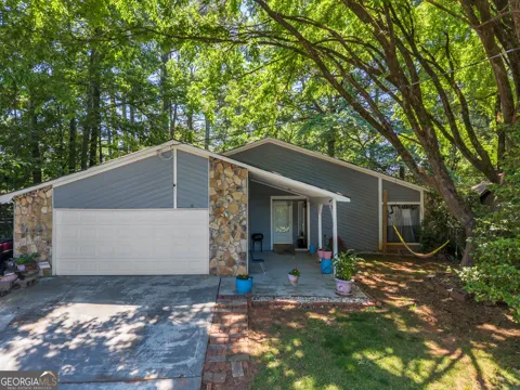 1462 Country Downs DR