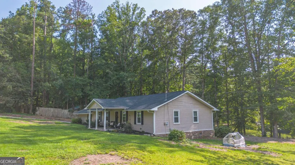45 Lee DR Carrollton, GA 30116