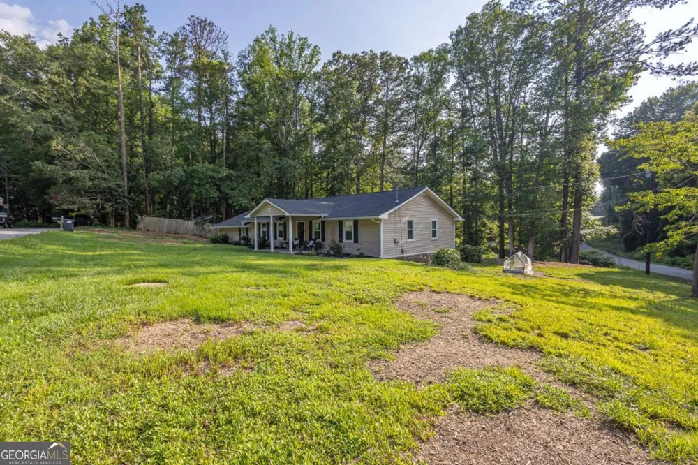 45 Lee DR Carrollton, GA 30116