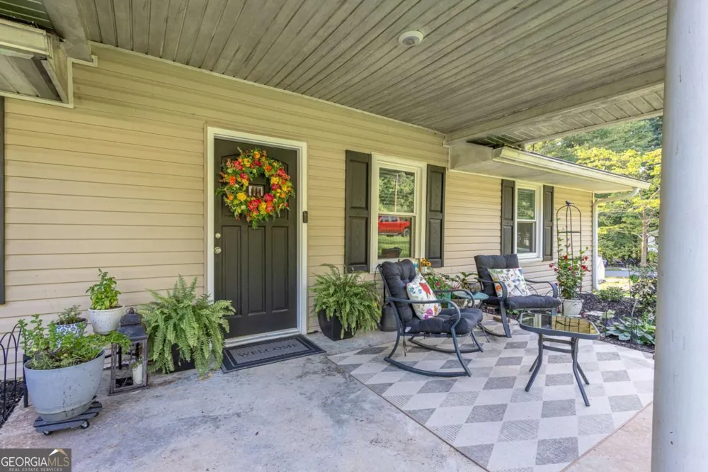 45 Lee DR Carrollton, GA 30116