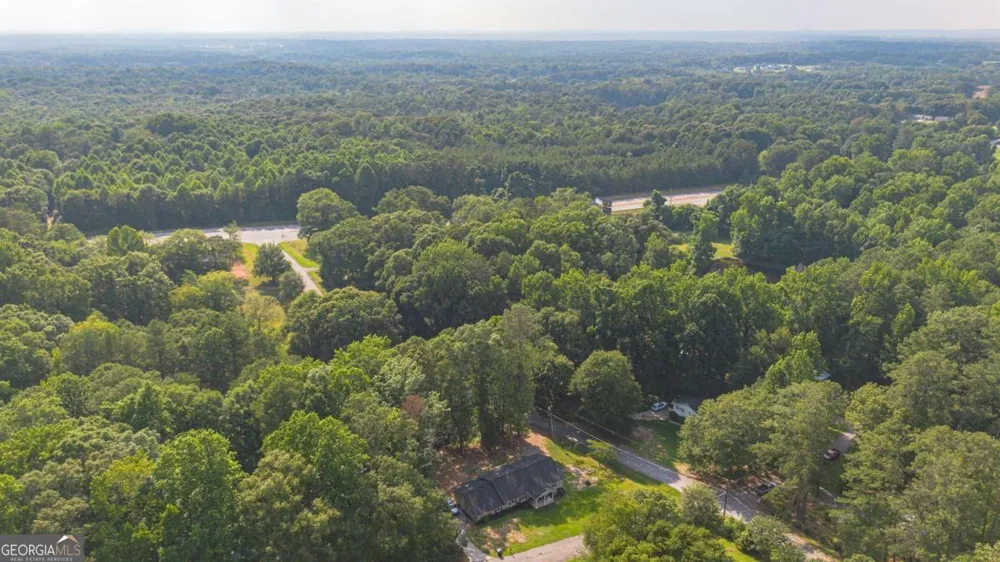 45 Lee DR Carrollton, GA 30116