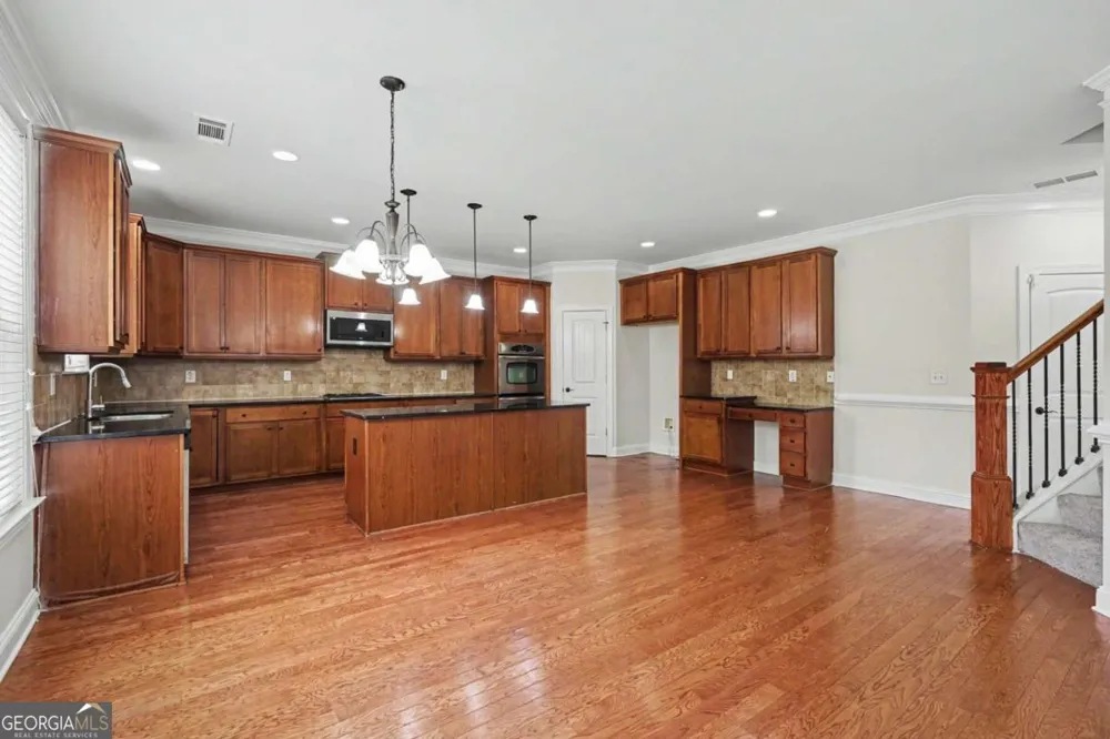 1210 Del Mar Club DR Dacula, GA 30019