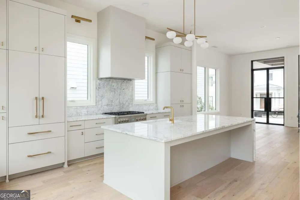 11560 Serenbe LN Chattahoochee Hills, GA 30268