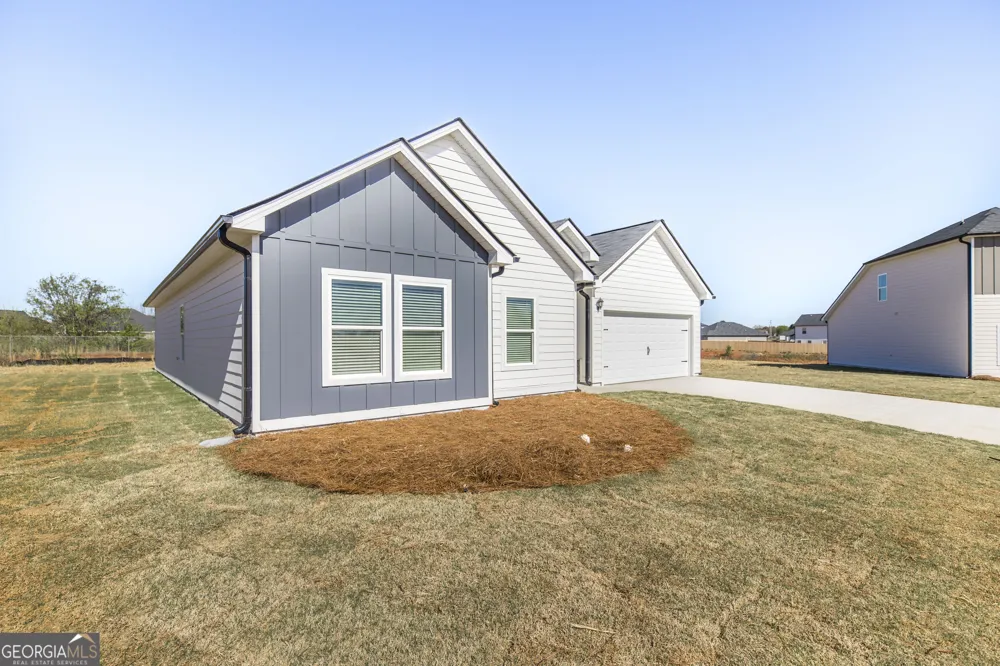 400 Georgian WALK Byron, GA 31008