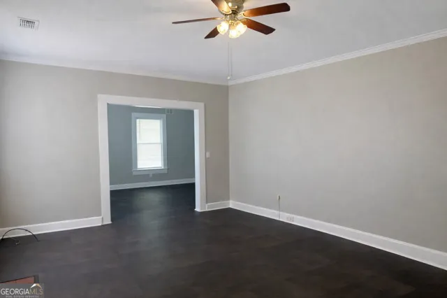 405 S Leroy ST Metter, GA 30439