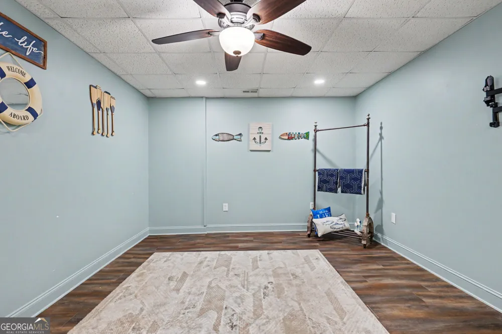 209 N Berrong ST Hiawassee, GA 30546