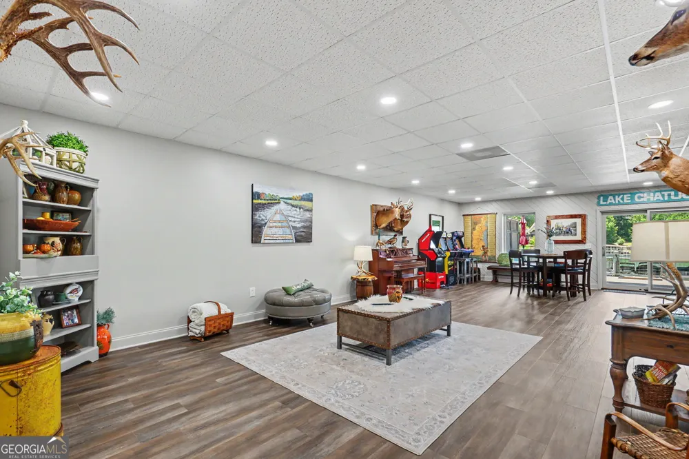 209 N Berrong ST Hiawassee, GA 30546