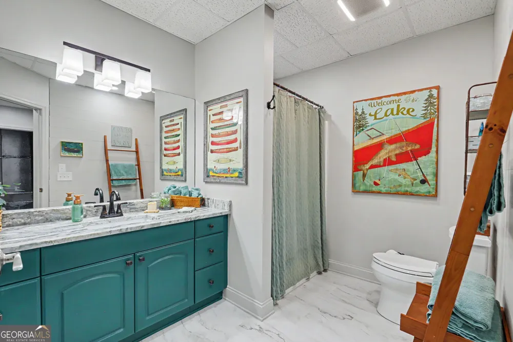 209 N Berrong ST Hiawassee, GA 30546