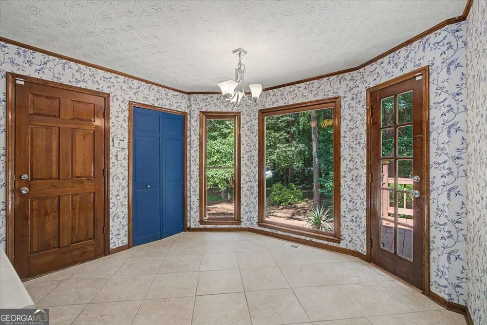 4352 Deerbrook WAY Lilburn, GA 30047