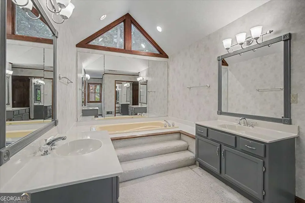 4352 Deerbrook WAY Lilburn, GA 30047