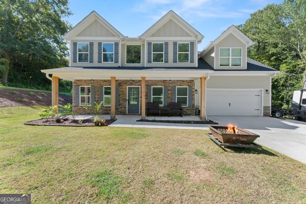 272 Cherry ST Cornelia, GA 30531