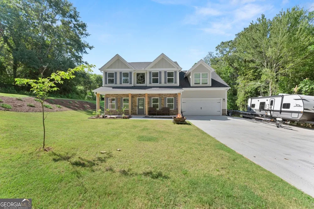 272 Cherry ST Cornelia, GA 30531